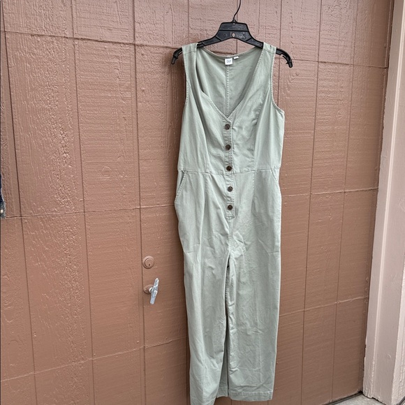Gap Jumpsuit and Jacket - Picture 9 of 13